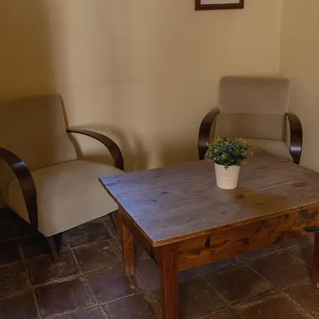 La Riera De Affittacamere Peratallada