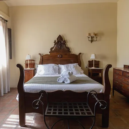 La Riera De Guest house *